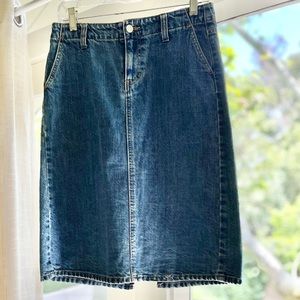 GAP Vintage Jeans Skirt Size 2.